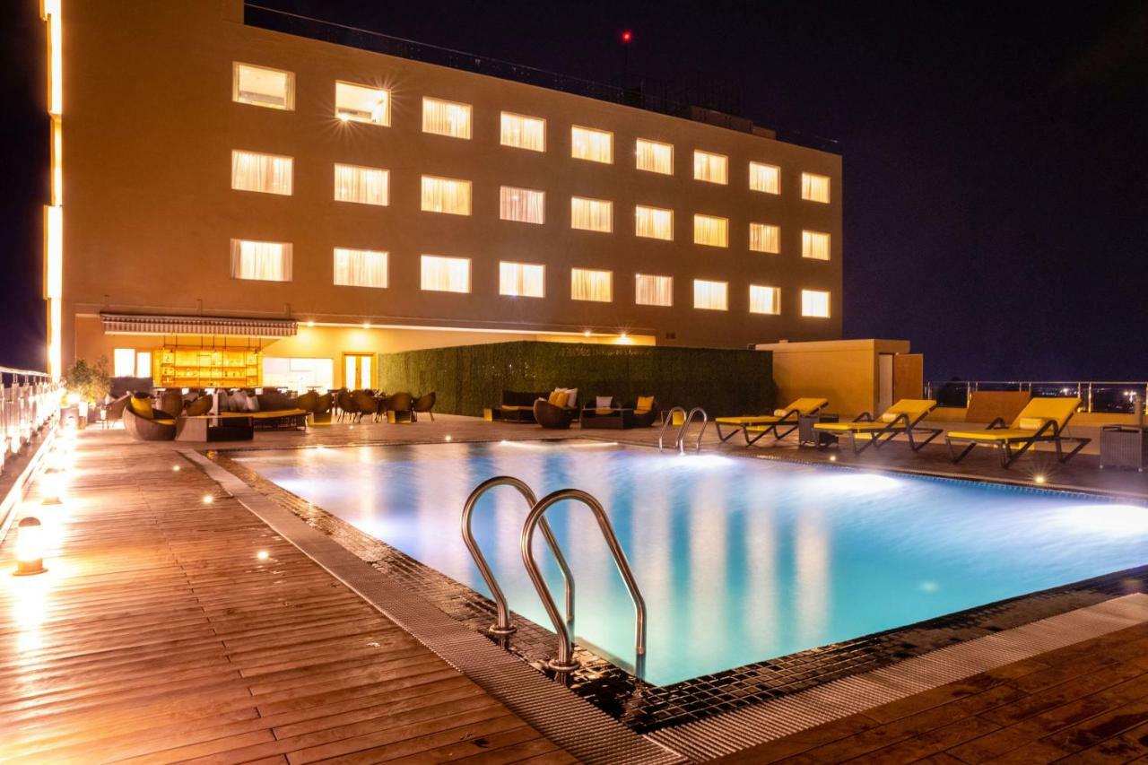 Vivanta Chitwan Bharatpur Bharatpur  Extérieur photo